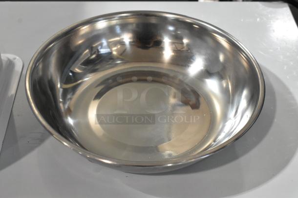 Carnival King Galaxy 177GPCM50B 50 lb. scale with removable stainless steel bowl, brand new, scratch and dent condition.
