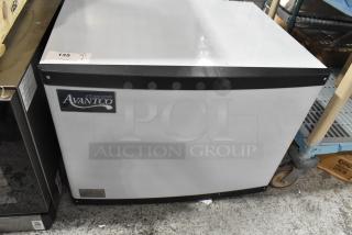 BRAND NEW SCRATCH AND DENT! 2025 Avantco 194MCF430A Stainless Steel Commercial Modular Full Cube Ice Machine - 397 lb. 115 Volts, 1 Phase. - Item #1213284