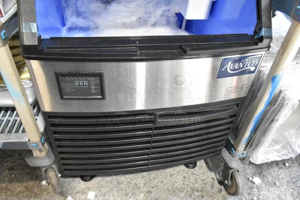 Brand new Avantco 194UCH160A stainless steel undercounter ice machine, 160 lb capacity, scratch and dent condition.