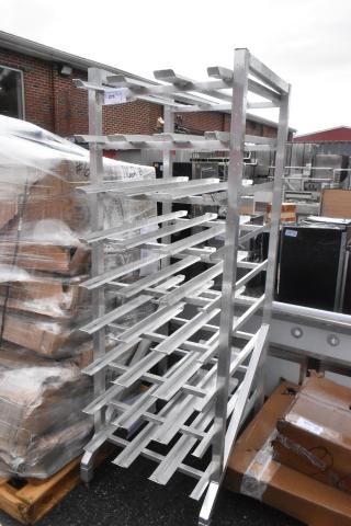 BRAND NEW Regency CANRK162 aluminum can rack, full-size, for #10/#5 cans, stationary, noted as scratch and dent.