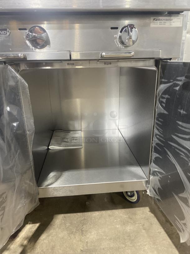 Southbend Platinum Series 48" Stainless Steel Char Broiler, Model P48C-CCC. Features double cabinet base, backsplash, casters. Brand new.