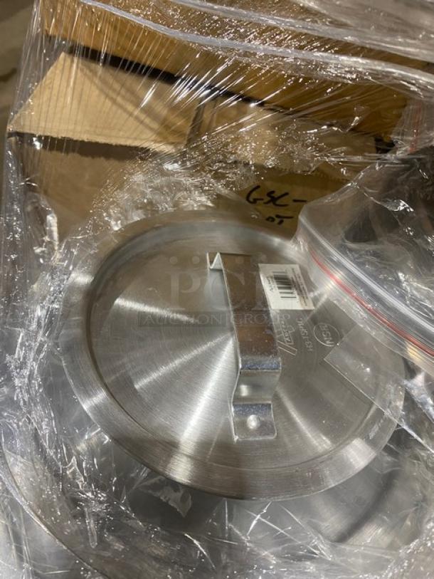 Mixed auction pallet featuring Adcraft stainless steel vegetable inset lid, model CI-85, in new condition with packaging.