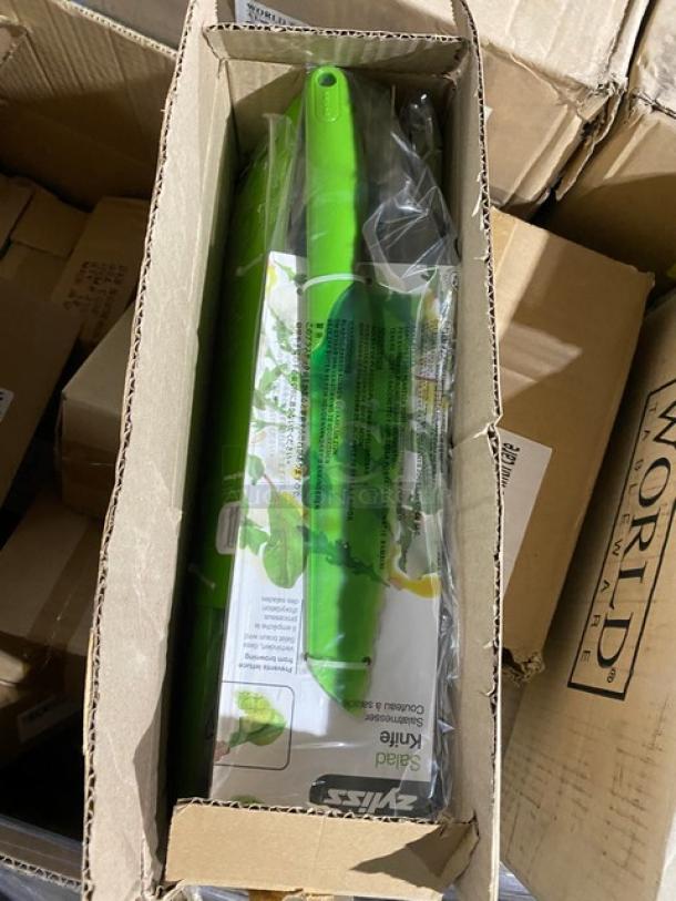 Mixed pallet of World Tableware Libbey stoneware and Winco shakers. Includes bowls, plates, cups, platters, new in box.