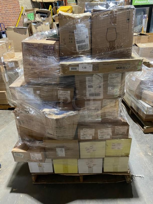 Mixed pallet of new commercial items: Rubbermaid recycling lids, Clipper Mill baskets, Winco cutting boards, Arcoroc beer glasses.
