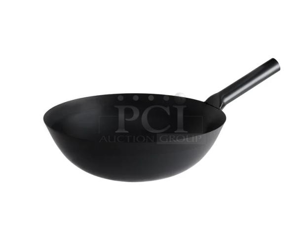 Brand new Town Commercial 16" round Mandarin wok, black finish, long handle, in pristine condition. Ideal for commercial use.