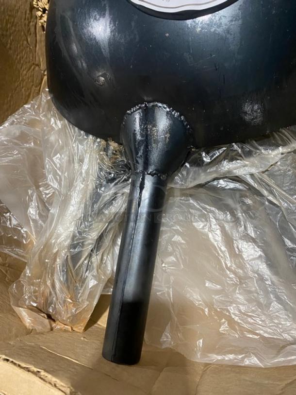 Brand new 16" round Town commercial Mandarin wok, steel handle, pristine condition, packed in protective wrap.