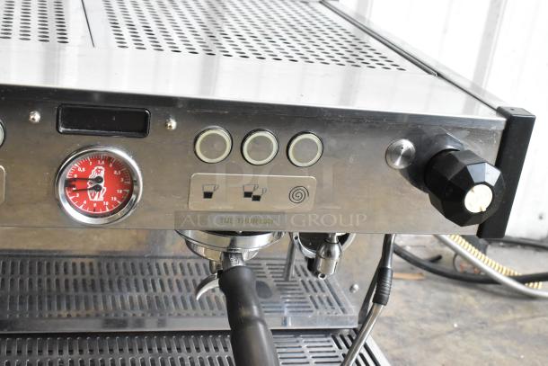 La Marzocco N/21 2 AV stainless steel 2-group espresso machine, features two portafilters and steam wands, commercial grade.