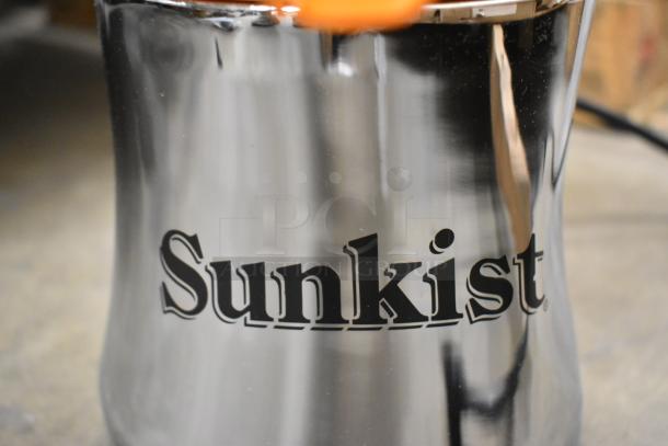 BRAND NEW Sunkist PJF-A12959 Black Pro Series Citrus Juicer, 115V, 1 Phase, with scratches. Features Sunkist logo.