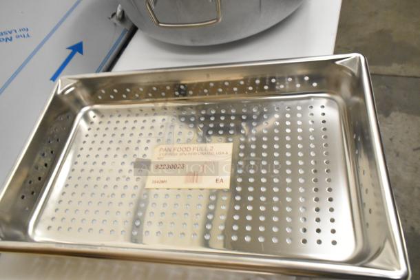 Brand new Vollrath 92230023 Super Pan V®, full-size 2.5" deep anti-jam perforated steam table pan, stainless steel, 22 gauge, label visible.
