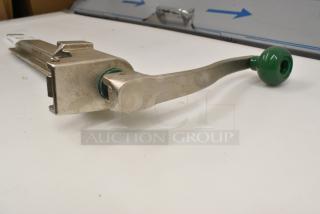 BRAND NEW SCRATCH AND DENT! Garde Heavy-Duty #10 Manual Can Opener with green handle, minor scratches visible.