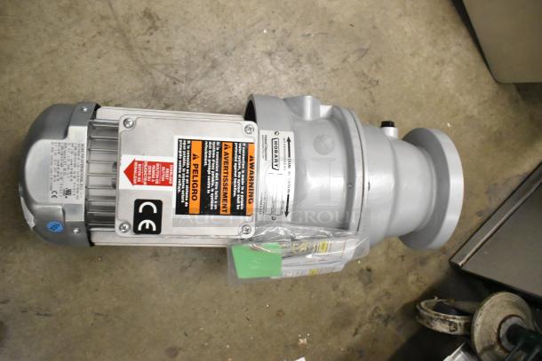 Brand new Hobart FD4/125-1 commercial garbage disposer, 1 1/4 hp, short upper housing, 208-240/480V, minor scratches.