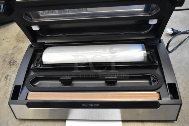 BRAND NEW VacPak-It VSM12PRO vacuum sealer with 12" seal bar, cutter, roll holder. Scratch and dent, 120V, 1 phase.