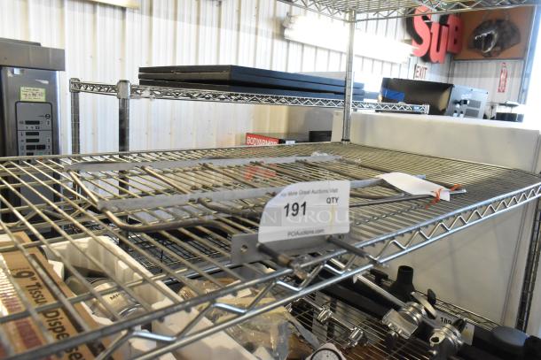 HPG010431 Garland/US Range G01043-1 Element Upper on metal shelf, auction tag number 191 visible.