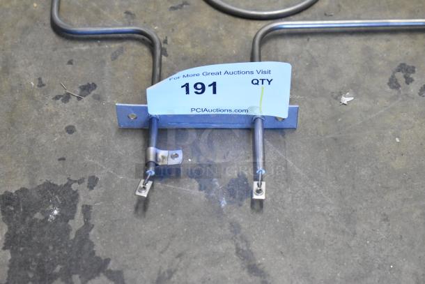 HPG010431 Garland/US Range G01043-1 upper element; metal, good condition. Auction tag reads "191 QTY PCIauctions.com".
