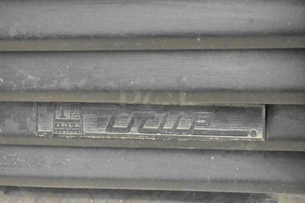 True GDM-72 reach-in cooler nameplate, showing logo and manufacturing details.
