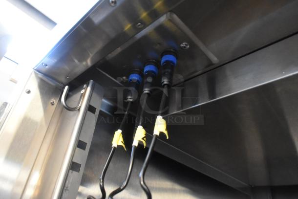 2018 Traulsen TBC13 stainless steel blast chiller with 3 probes and commercial casters. Features robust interior design.