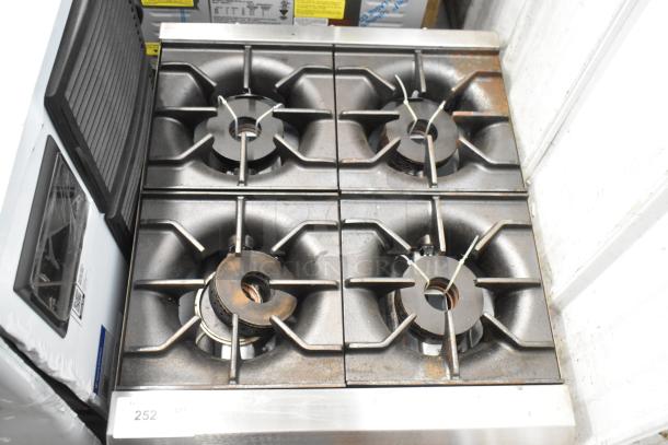 Brand new Avantco 177CAGR424 stainless steel charbroiler grill with minor scratches, natural gas, 112,000 BTU, 2025 model.