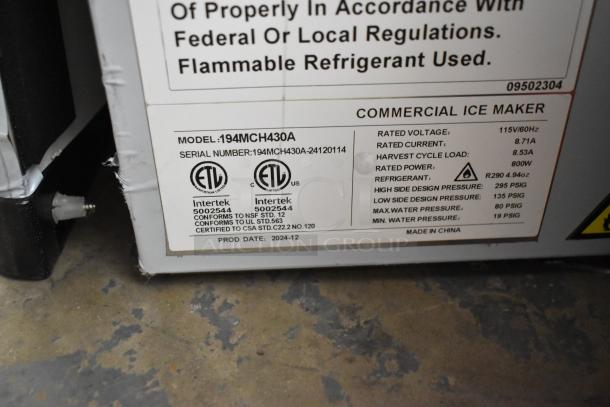 BRAND NEW Avantco 194MCH430A stainless steel ice machine, 400 lb. capacity. Features ETL Certification, 115V, 1 Phase.