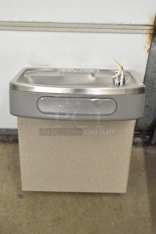 Brand new Elkay EZSTLDWS_1G stainless steel wall mount water fountain, 115 volts, 1 phase, visible scratch and dent.