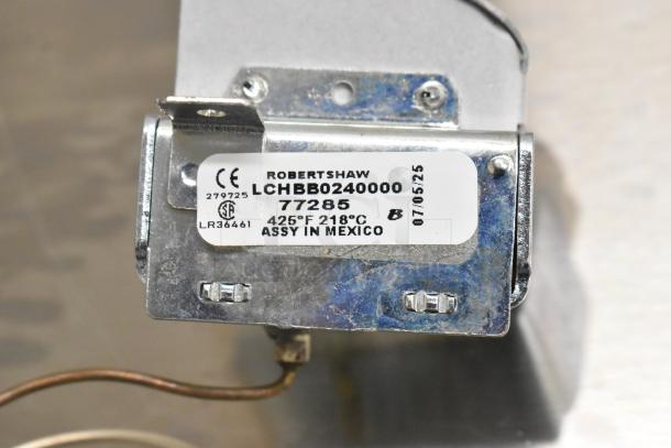 Henny Penny 77285 High Limit 425°F, CE certified, Robertshaw label with model and assembly details.