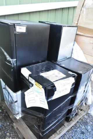 Six mini coolers, including Nostalgia IRF32BK, Upsteman BR321, and Galanz models. Used, 115V, 1 phase, labeled "Used Assets."