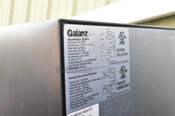 Galanz mini fridge label, Model GL35BK, 3.5 cu ft capacity, 120 VAC, 60 Hz, 0.8A, R600a refrigerant.