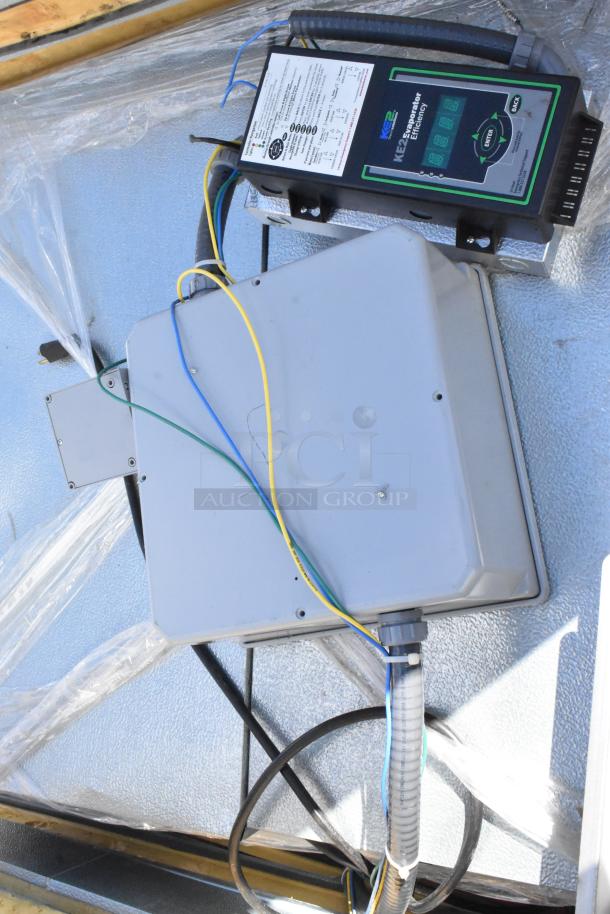Norlake self-contained walk-in cooler with a Norlake CPB075DC condenser, 208-230V, 1 phase. Features power cables and control unit.