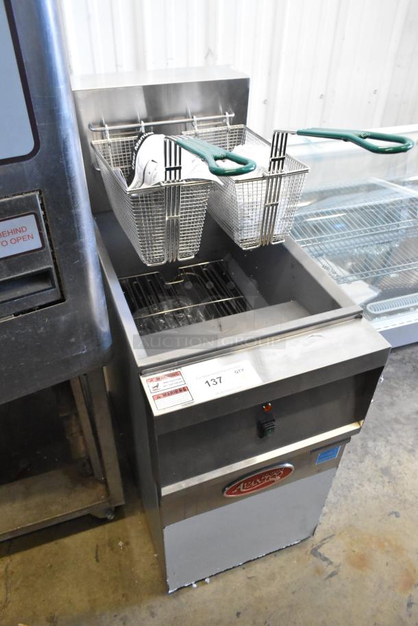 BRAND NEW Avantco 2024 Vulcan 177EF40D stainless steel electric fryer with two metal baskets, 240V, 1 Phase, scratch and dent.