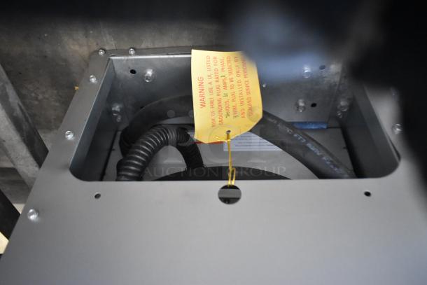 BRAND NEW Avantco 177EF40D electric deep fryer, 240V, with scratch and dent. Features stainless steel body and two fry baskets.