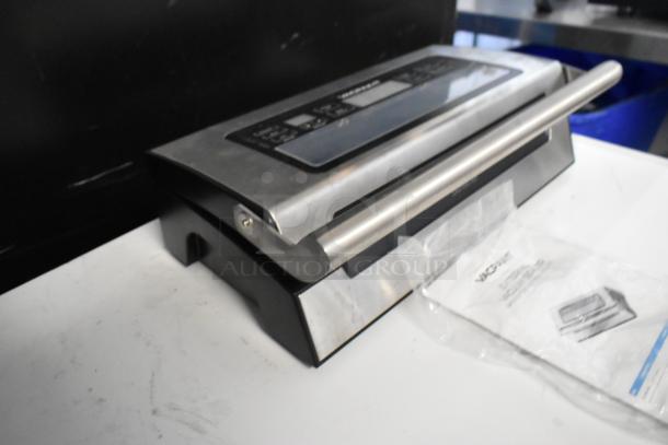 VacPak-It 186VSM12PRO vacuum sealer with 12" seal bar, cutter, roll holder; 120V, 1-Phase; includes manual.