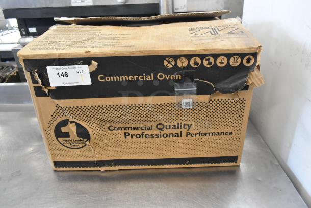 IN ORIGINAL BOX! Amana RMS10DSA stainless steel commercial countertop microwave oven, 120 volts, 1 phase. Box intact.