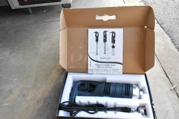 New AvaMix 928IBHD18 18" heavy-duty immersion blender, variable speed, 1 1/4 hp, 120V, visible manual, boxed.
