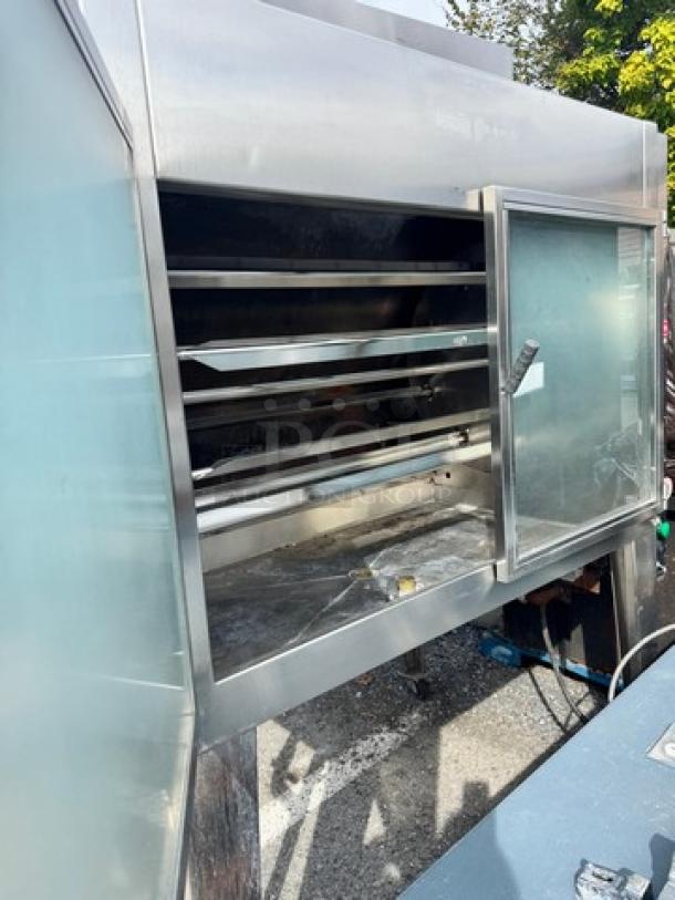 HARDT Inferno natural gas commercial rotisserie oven, capacity 40 chickens, 120V, visible broken handle, stainless steel.