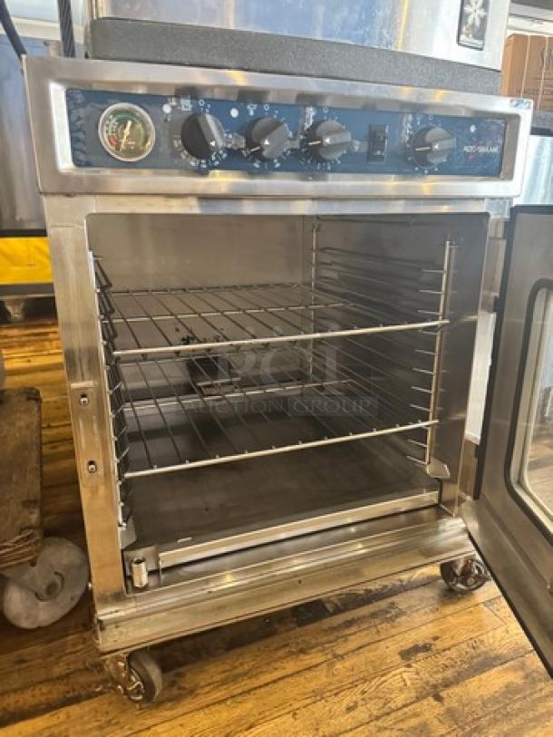 Alto-shaam 767-SK undercounter cook and hold smoker oven, 125V, stainless steel, multiple racks, tested and working.