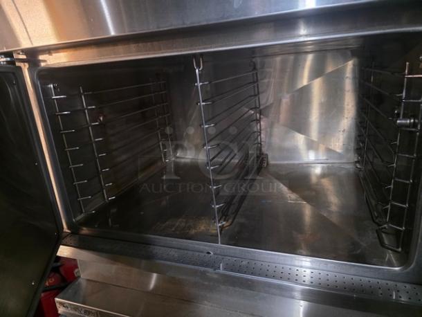 Vulcan-Hart VS3616GE Natural Gas Convection Steamer, 300,000 BTU, stainless steel, spacious interior, used condition.