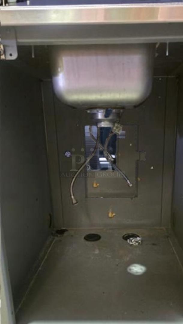 Duke SUBPS portable stainless steel hand sink with cabinet base, in immaculate condition; fully tested and working.
