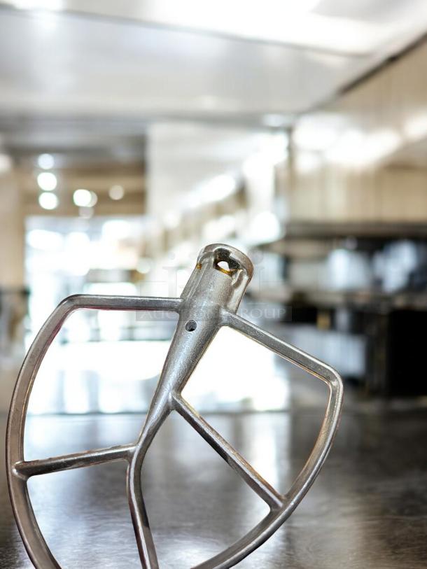 KitchenAid KN256BBT burnished flat beater in outstanding condition, fits 5 & 6 qt bowl-lift mixers, fully tested.