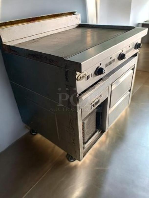 Immaculate Jade Range JTRH-24-Titan 24" gas griddle with refrigerated base, 120V, fully tested, excellent condition.