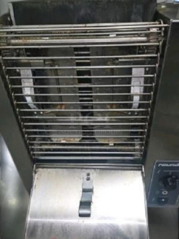 A.J. Antunes & Co. VCT-1000CV vertical contact bun toaster in pristine condition, 208-240V, fully tested and working.