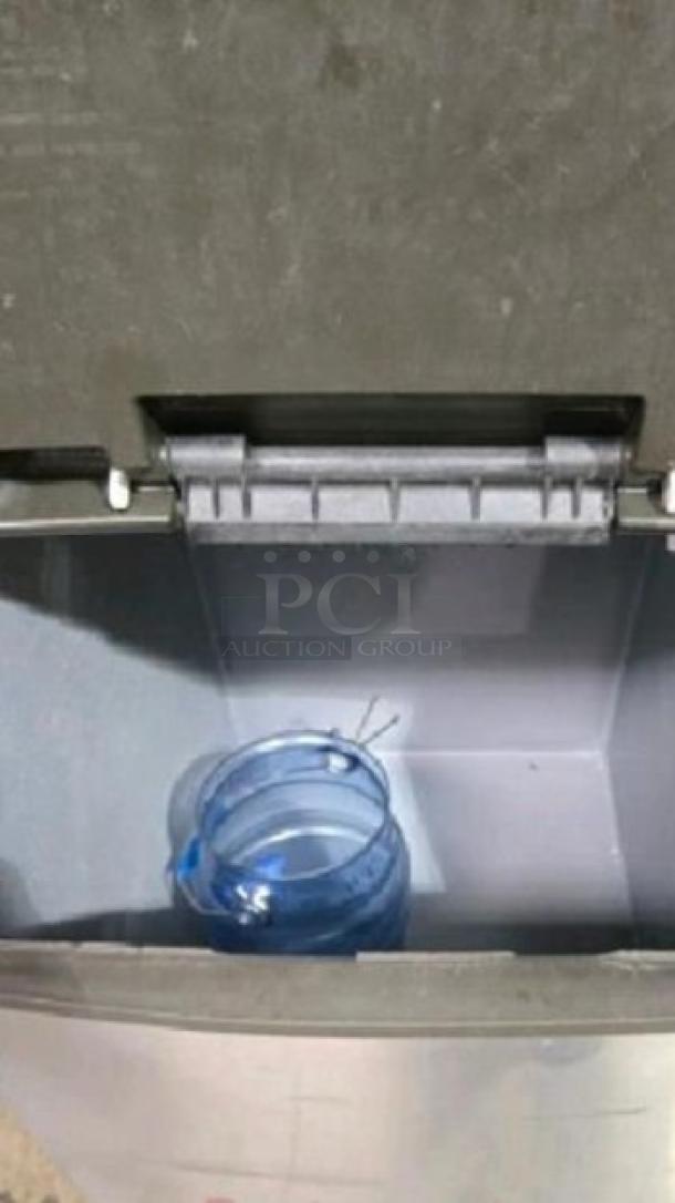 Manitowoc IYT0900A-261 ice machine bin interior, outstanding condition, fully tested, for sale.