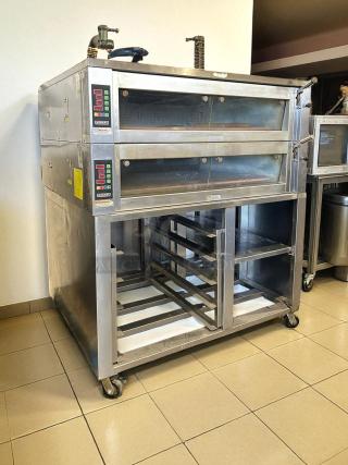 Excellent Condition - Hobart OV400W-2 2 Deck Bakery Oven, Electric, 220v. 3ph. - Tested and Working! - Item #1214286