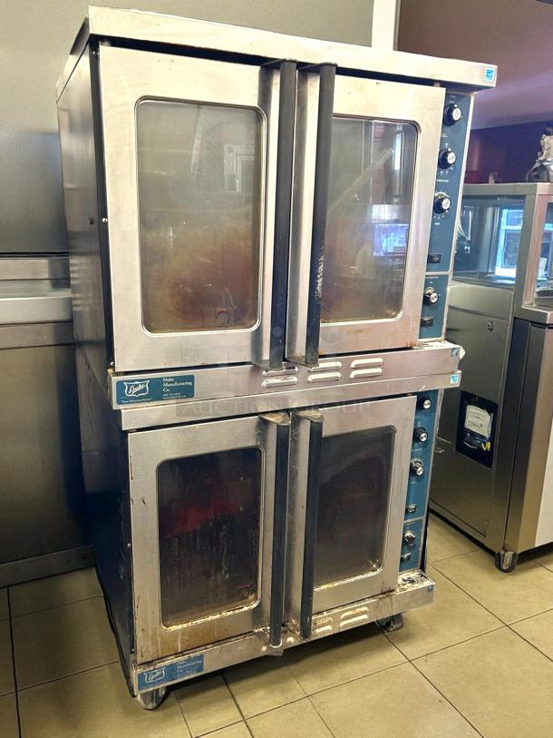 Duke E102-G Double Full Size Natural Gas Convection Oven, 40,000 BTU, stainless steel, tested working, visible control knobs.