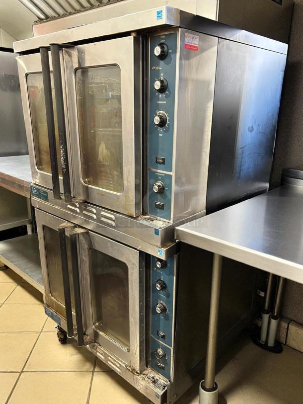 Duke E102-G double full-size natural gas convection oven, tested, 40,000 BTU, visible controls, stainless steel, working condition.