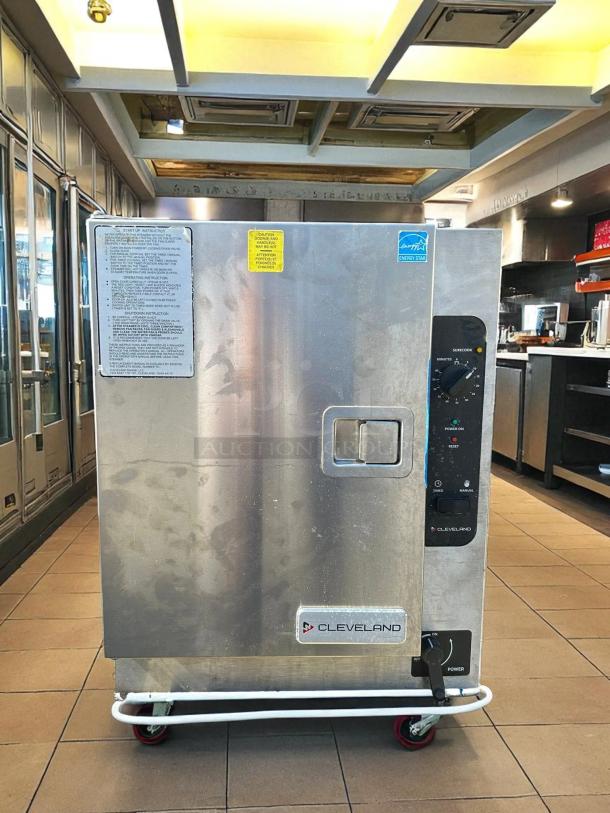Cleveland 22CET3.1 SteamChef 3 Pan Electric Steamer, tested and working, 208V, 3 Phase, 12 kW, in good condition.