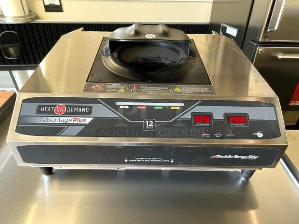 Aladdin Temp-Rite ADV700 Heat On Demand Advantage Plus Activator, 208-240V, tested, working condition. Label displays model and indicators.