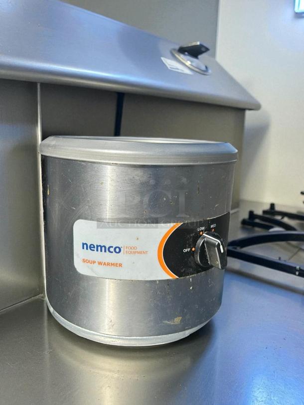 Nemco 6101A 11 Qt. Countertop Warmer, stainless steel, 120V, 750W, tested and working, temperature control dial.