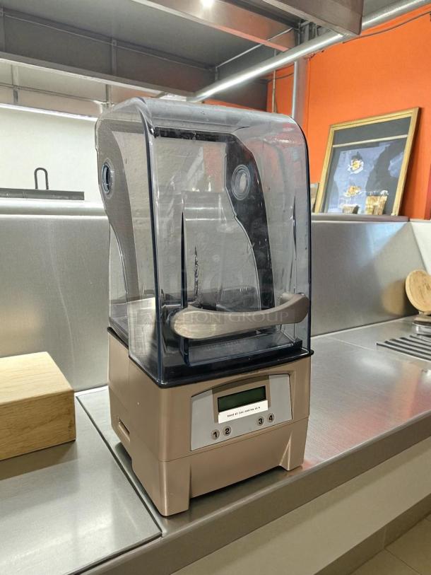 Vitamix 036019-ABAB The Quiet One blender, 48oz, 3 HP, in great condition, tested and working, on-counter model with enclosure.