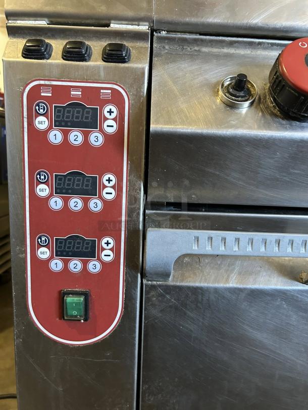 Rosito Bisani CPG1 12 Gallon Pasta Cooker, dual gas burners, control panel with digital display, tested and working.