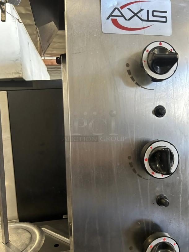 Axis AX-VB3 gas doner gyro grill machine, natural gas, three control knobs, branded Axis logo, in excellent condition.