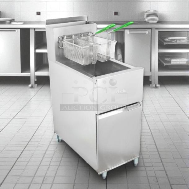 Dean SR152G gas fryer, 50 lb vat, floor model, natural gas, stainless steel, tested and working.